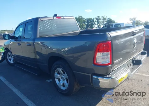 2022 Ram 1500 Big Horn 4X4 6'4 Box z USA, uszkodzony, nr VIN 1C6RRFBG8NN279032